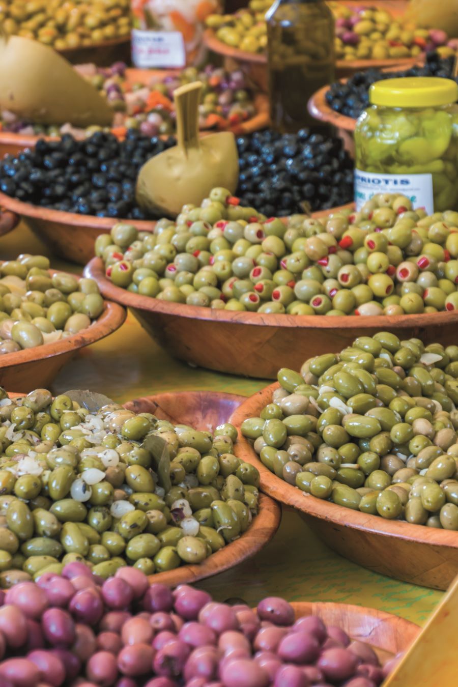 Du khách sẽ được trải nghiệm nhiều loại ô liu khác nhau tại lễ hội ẩm thực Tây Ban Nha này 