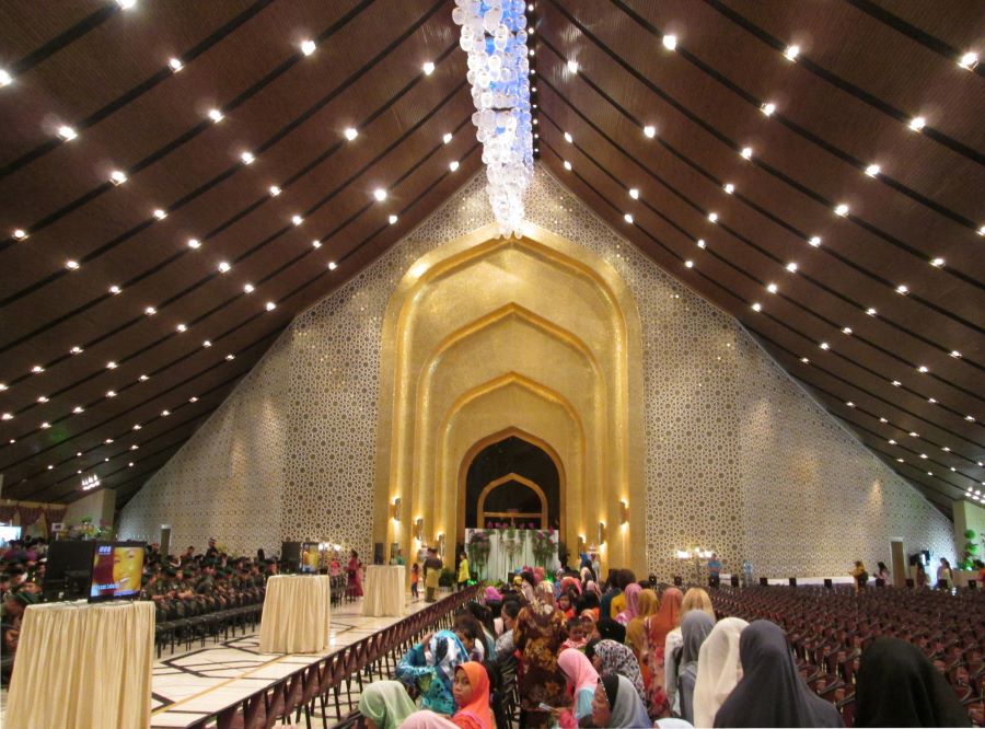 Không khí lễ hội Hari Raya Aidilfitri diễn ra tưng bừng trên khắp đất nước Brunei