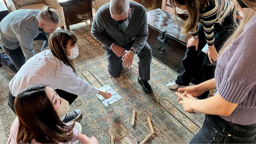  Yutnori - Là một trong những trò chơi truyền thống được nhiều du khách yêu thích tại Hàn Quốc