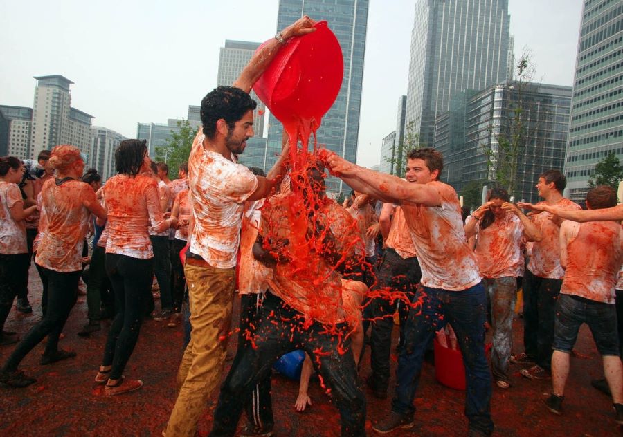Lễ hội ném cà chua La Tomatina với nhiều hoạt động hấp dẫn, thú vị 