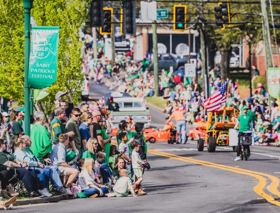 Có rất nhiều người trên thế giới đổ về để tham dự Ngày lễ Thánh Patrick