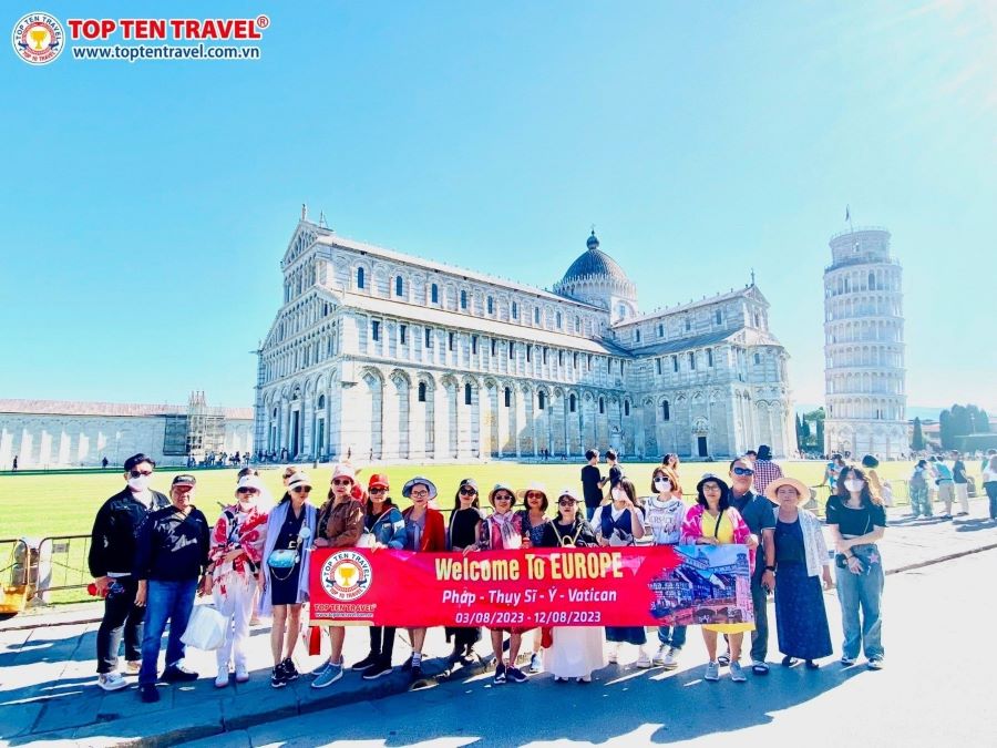 Đoàn Khách tham quan khám phá Châu Âu cùng Top Ten Travel