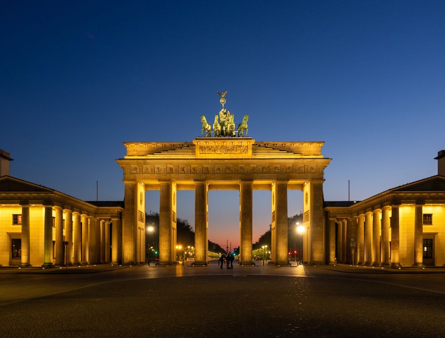 Khung cảnh cổng Brandenburg về đêm thật bình yên