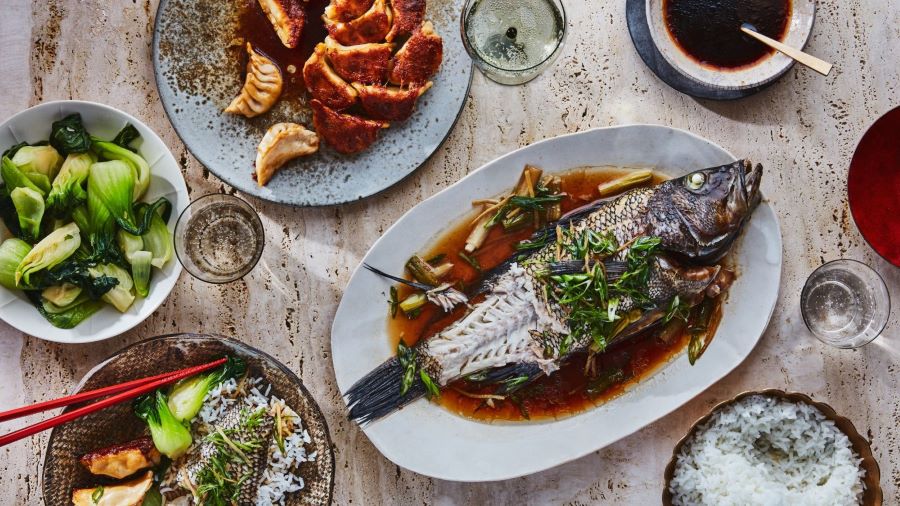 Thưởng thức những món ăn từ cá vào những ngày đầu năm mới sẽ giúp mang đến phước lộc cho năm mới