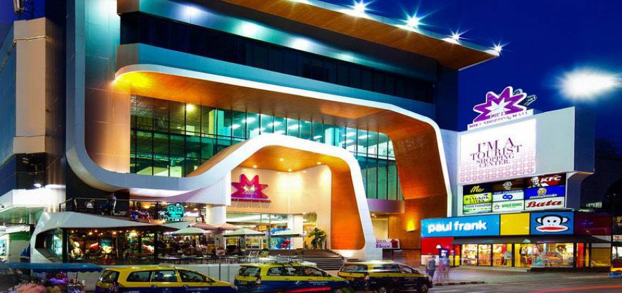 Mike Shopping Mall là một địa điểm mua sắm quen thuộc đối với du khách khi đến Pattaya