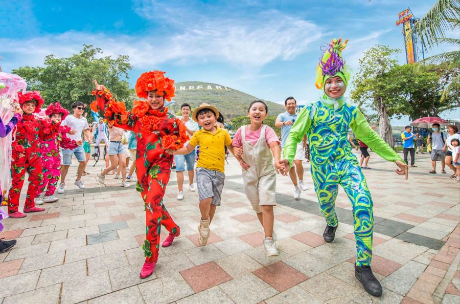 Lưu ý đầu tiên khi đưa trẻ đi du lịch hè đó là chọn điểm đến phù hợp 