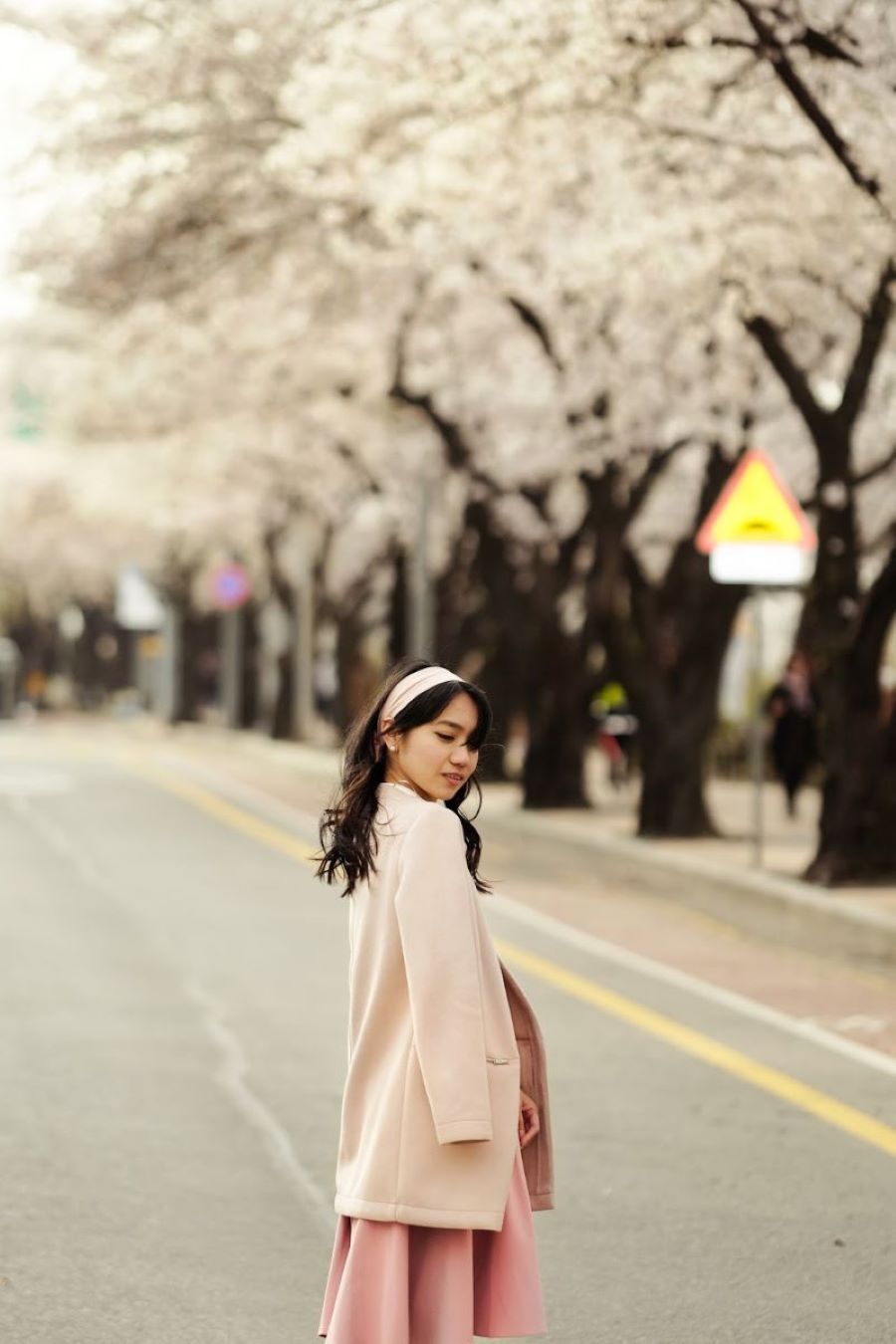 Trang phục nên mặc vào mùa xuân tại Hà Lan