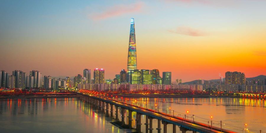 Khung cảnh hoàng hôn lãng mạn tại sông Hàn thơ mộng