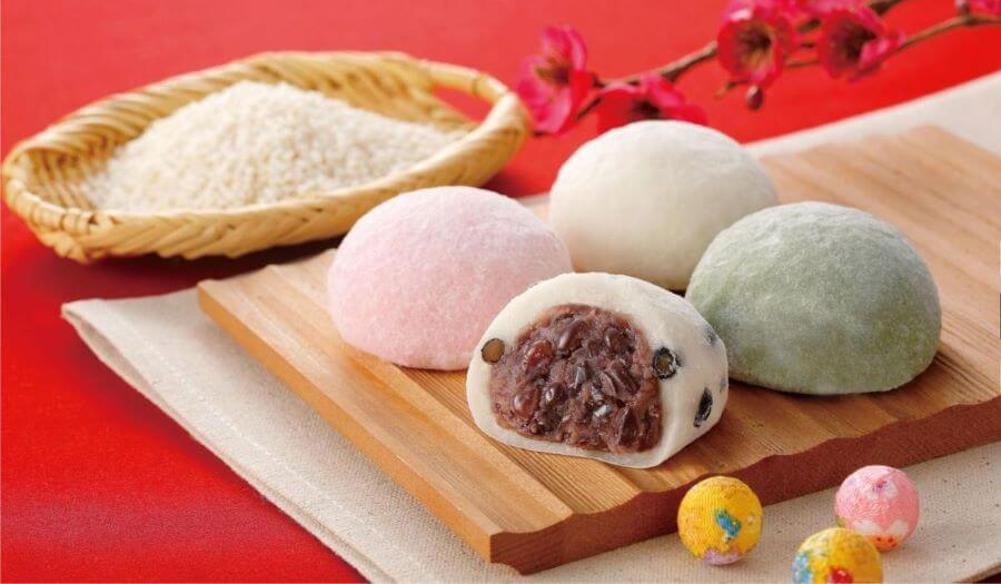 Với hương vị thơm ngon và sự độc đáo, những chiếc bánh mochi sẽ mang đến cho bạn nhiều trải nghiệm ẩm thực tuyệt vời