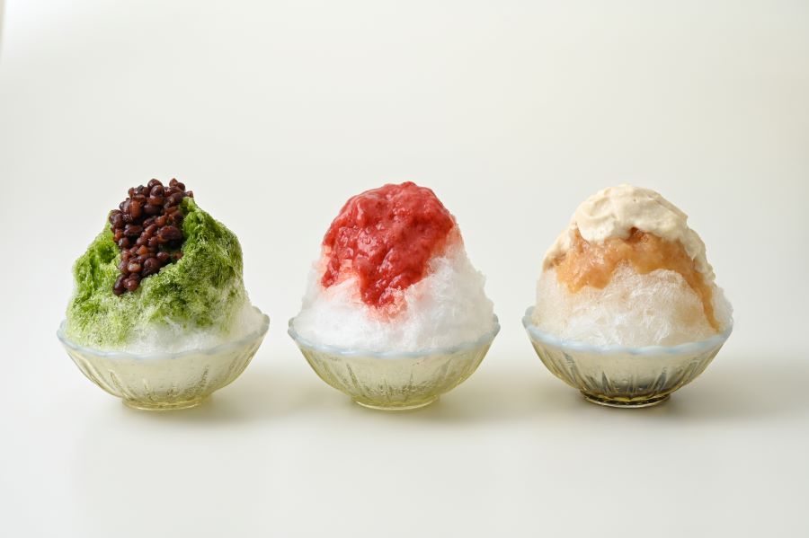 Đá bào Kakigori với các hương vị và màu sắc khác nhau