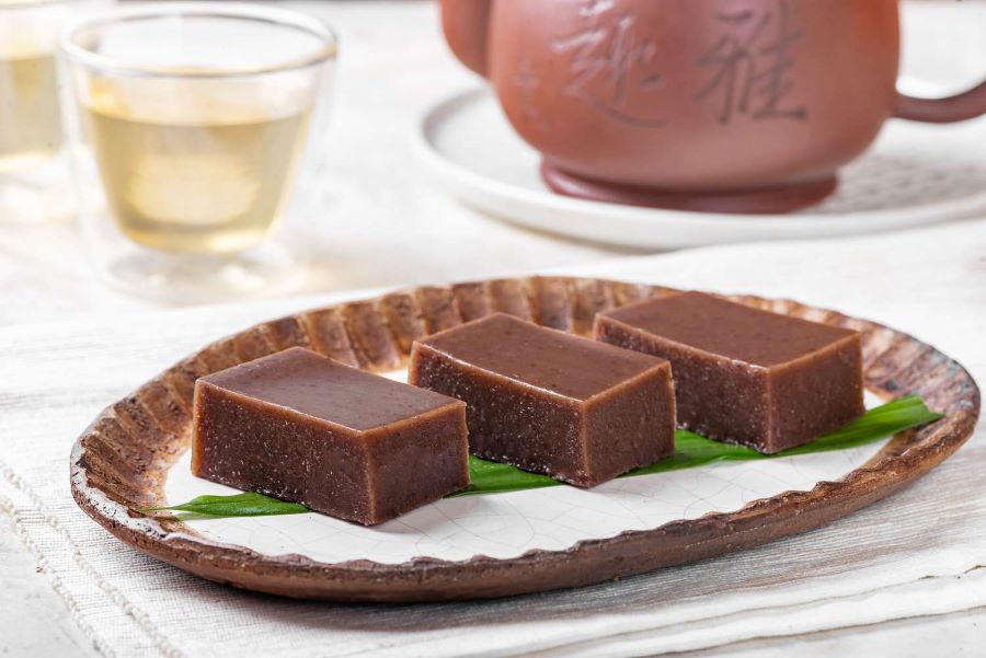Thạch Mizu-yokan là một loại đồ ngọt truyền thống của Nhật Bản