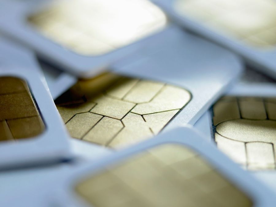 Để tiện cho việc du lịch, bạn nên chuẩn bị sẵn một chiếc sim du lịch 4G hoặc 5G