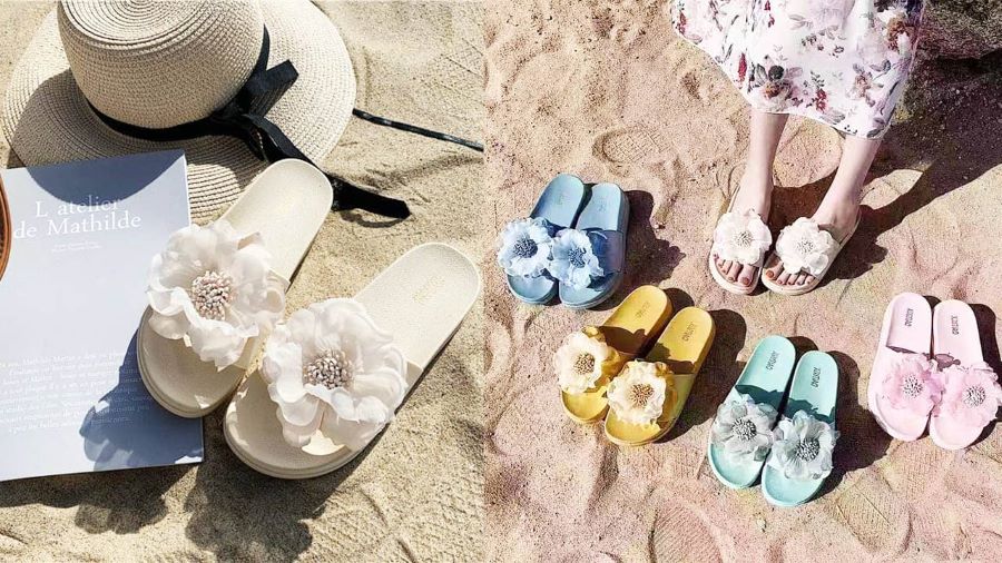 Những chiếc dép đế thấp giúp Bạn dễ di chuyển trên cát