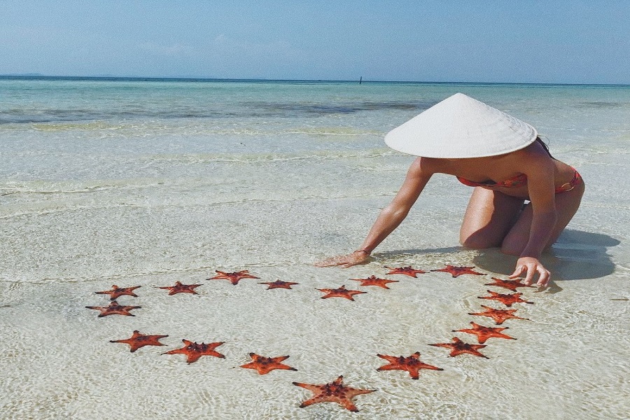 Xõa hết mình với "vương quốc sao biển" tại đảo ngọc Phú Quốc