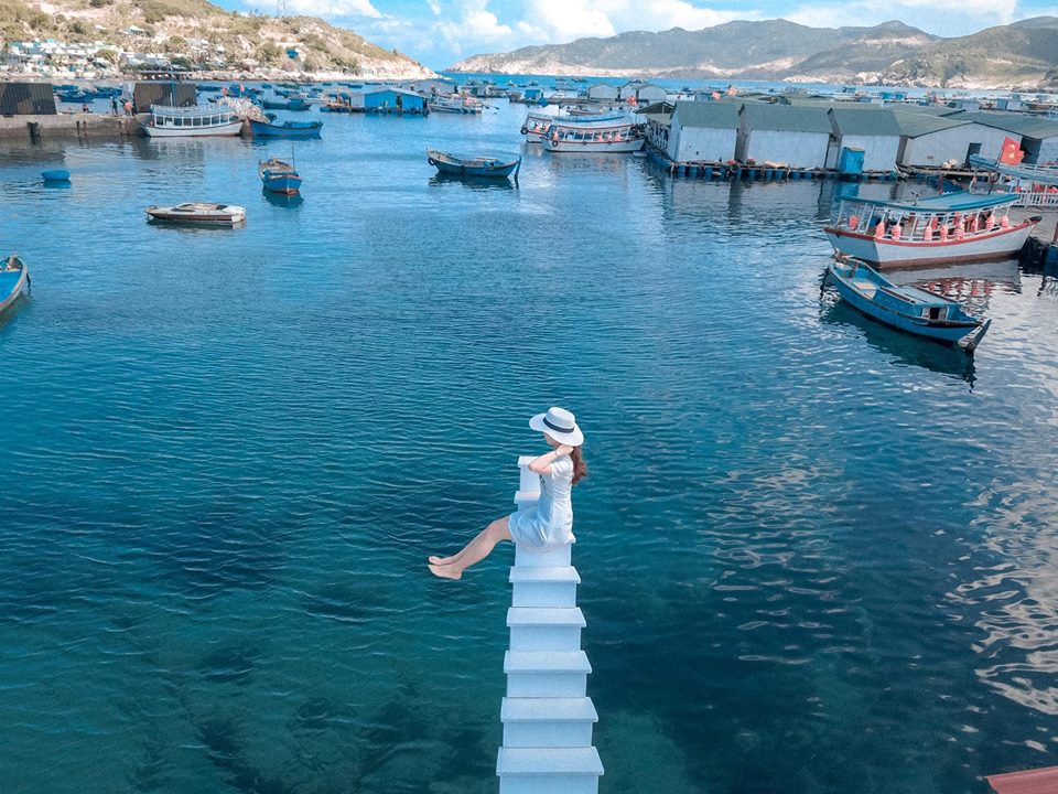 Nấc thang lên thiên đường giữa biển khơi 