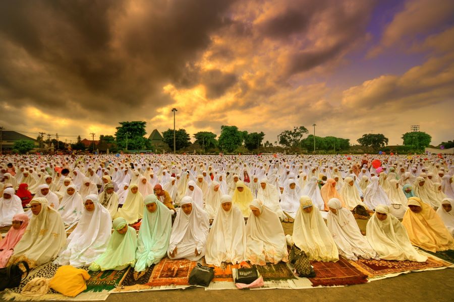 Các tín đồ đạo Hồi phải tuân thủ rất nhiều nguyên tắc khắt khe