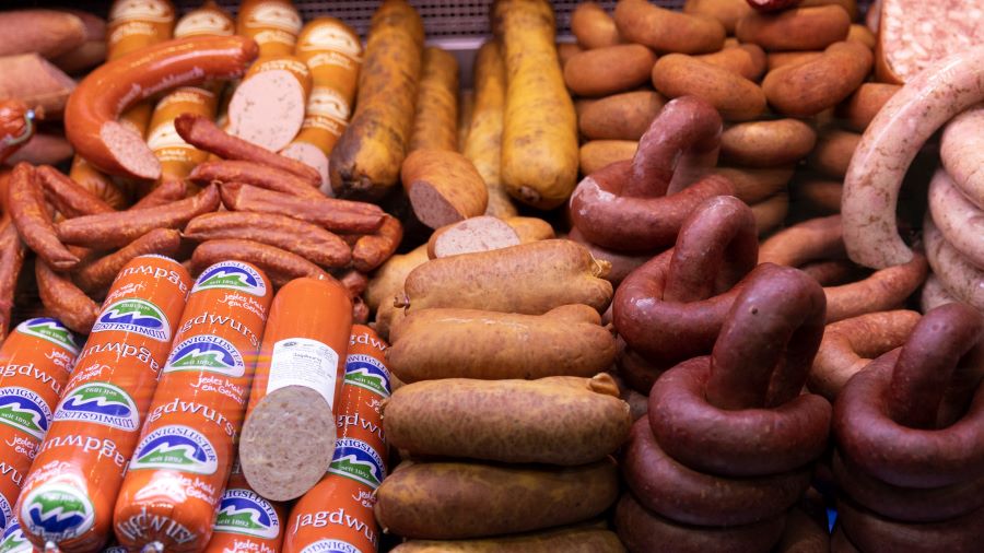 Đức sở hữu hơn 200 loại xúc xích với nhiều hương vị đặc trưng hấp dẫn để du khách lựa chọn 