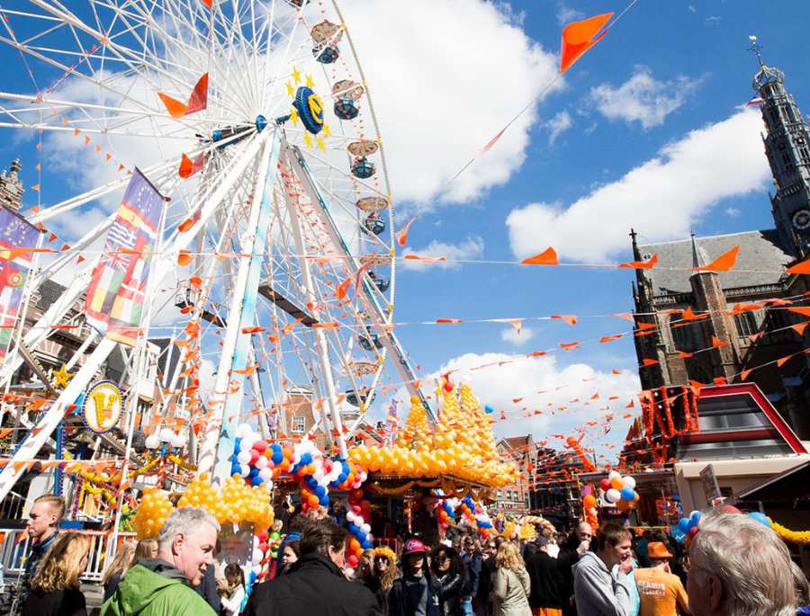 King's Day là dịp để mọi người thể hiện lòng tự hào dân tộc, tinh thần đoàn kết và niềm vui sống