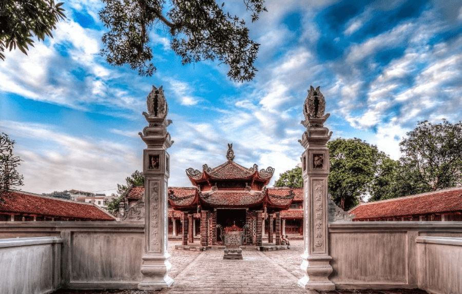 Ngôi chùa nổi tiếng linh thiêng cho du khách tại Hà Nội dịp đầu năm