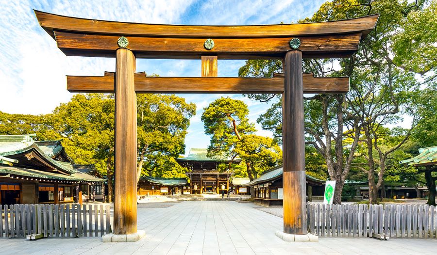 Ngôi đền Meiji là ngôi đền Shinto vĩ đại nhất ở thủ đô Tokyo