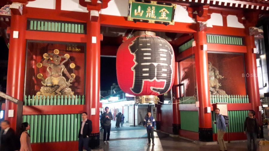 Vẻ đẹp trang nghiêm và cổ kính của Đền Asakusa Kannon