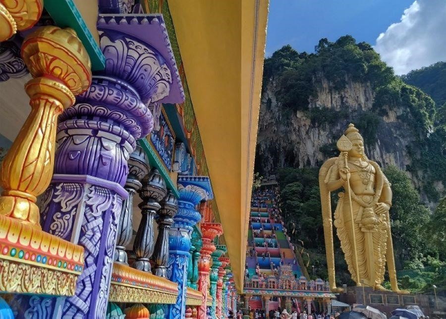 Những câu chuyện truyền thuyết về động Batu được truyền lại