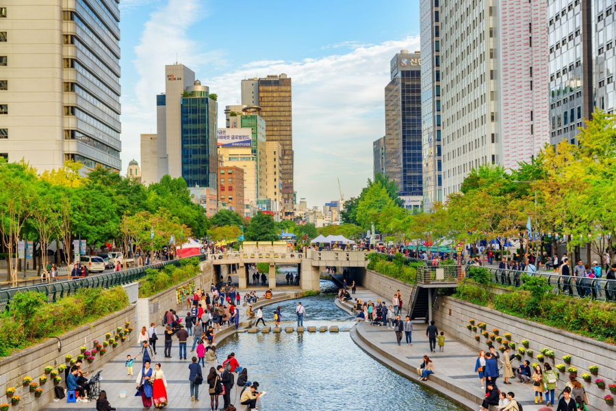 Suối Cheonggyecheon, điểm đến hứa hẹn mang đến cho bạn những trải nghiệm vô cùng thú vị