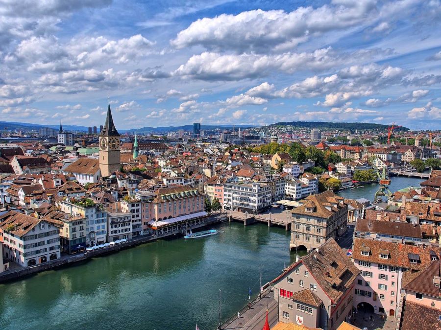 Zurich nổi tiếng là trung tâm văn hoá và thương mại lớn bậc nhất tại Thuỵ Sĩ