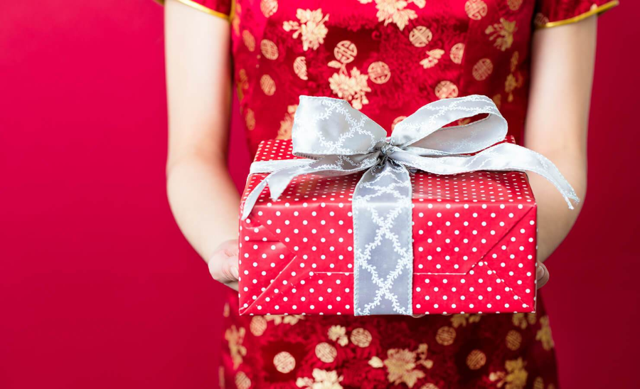 Tặng ô hay đồng hồ cho người Trung Quốc là một trong những điều cấm kỵ mà bạn cần lưu ý