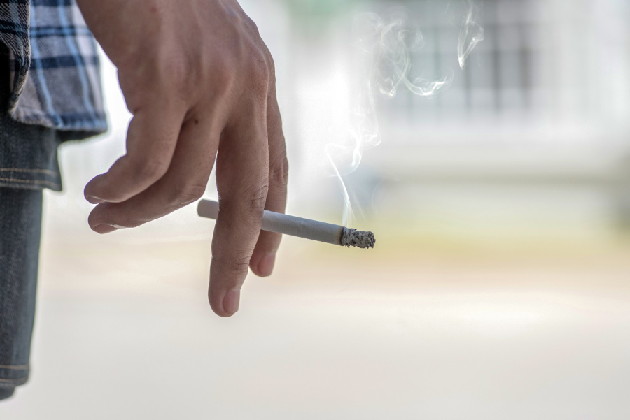 Hút thuốc lá nơi công cộng là một trong những điều cấm kỵ tại Nhật Bản