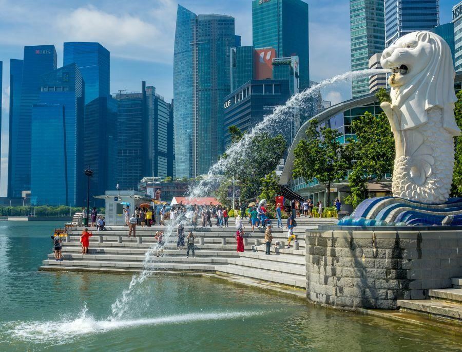 Có rất nhiều du khách tới tham quan tại công viên khi đến với Singapore
