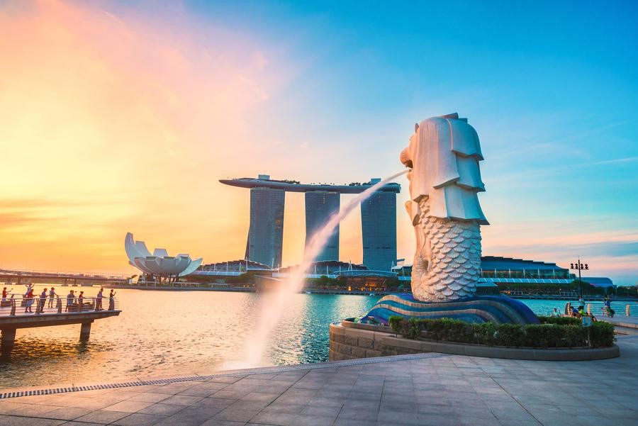 Merlion là biểu tượng kết hợp giữa hình dạng một con sư tử và một con cá