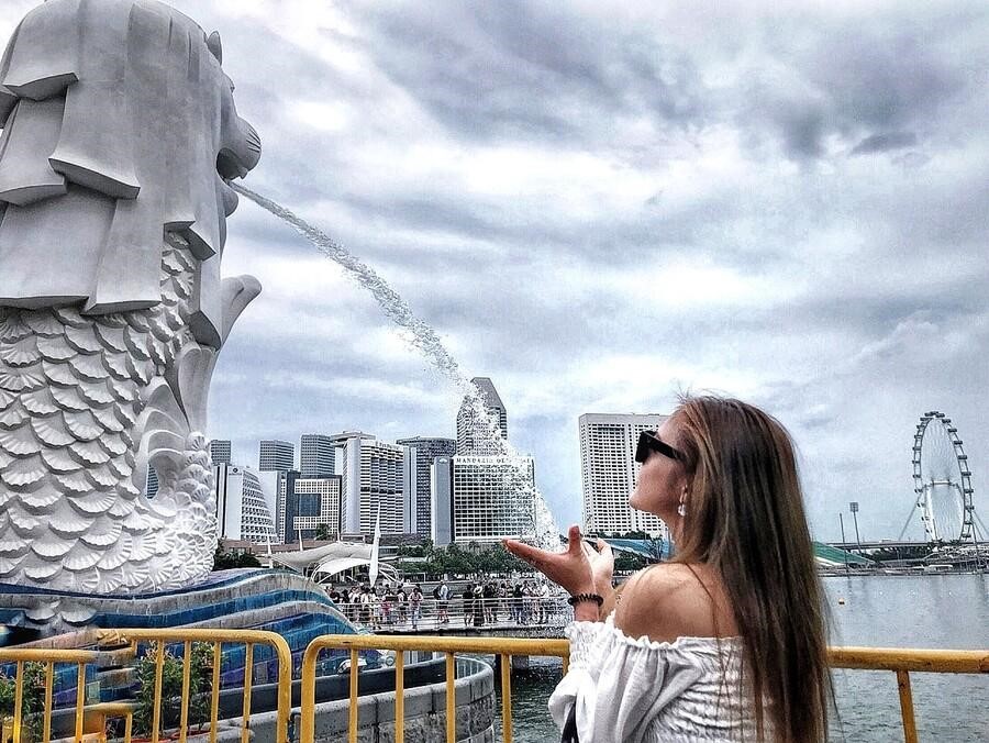 Merlion là biểu tượng kết hợp giữa hình dạng một con sư tử và một con cá
