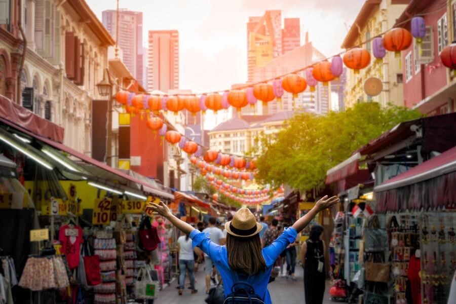 Phố cổ Chinatown là một trong những điểm đến tuyệt vời để thưởng thức ẩm thực tại Singapore