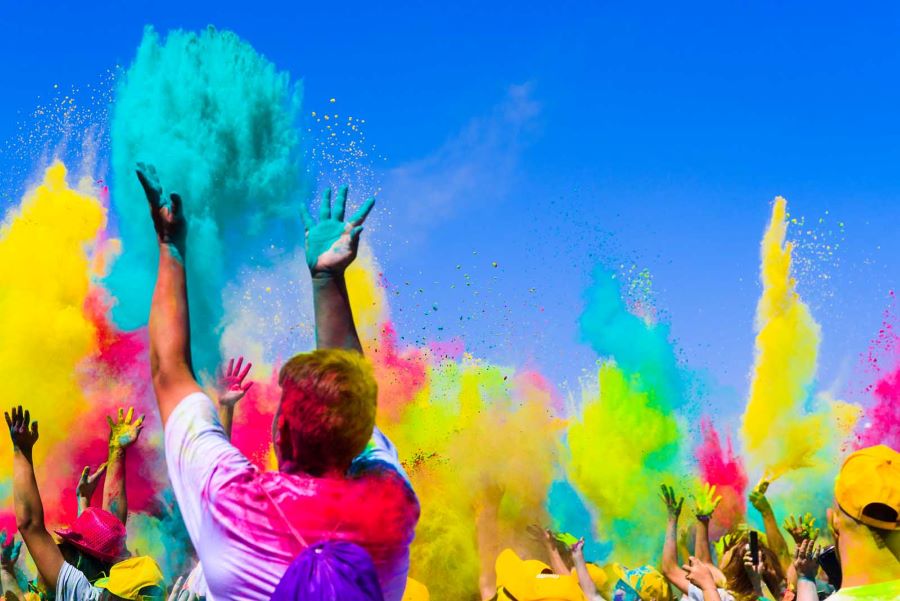 Lễ hội màu sắc Holi là một lễ hội đặc sắc của cộng đồng những tín đồ Hindu