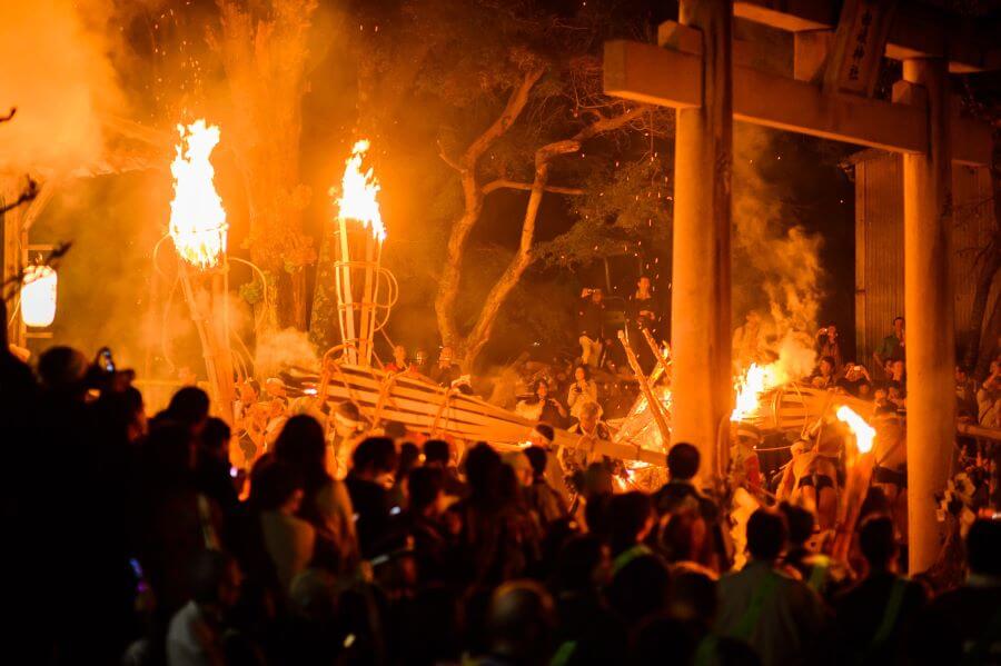 Lễ hội này thu hút đông đảo tín đồ du lịch Nhật Bản đến tham quan và trải nghiệm