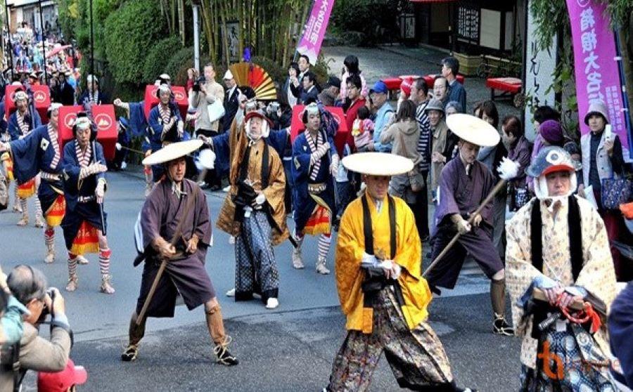 Daimyo Gyoretsu sẽ vô cùng sống động và oai phong lẫm liệt như các chiến binh Samurai