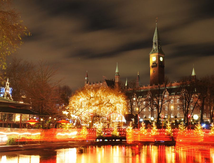 Khung cảnh rực rỡ của Lễ hội ánh sáng Copenhagen