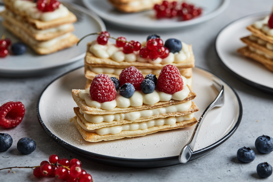 Mille Feuille không chỉ là một món bánh, mà còn là một trải nghiệm ẩm thực tuyệt vời