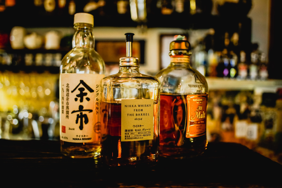 Rượu whisky Nhật Bản nổi tiếng là một trong những loại rượu mà bạn nên thử khi có dịp đến đất nước xinh đẹp này