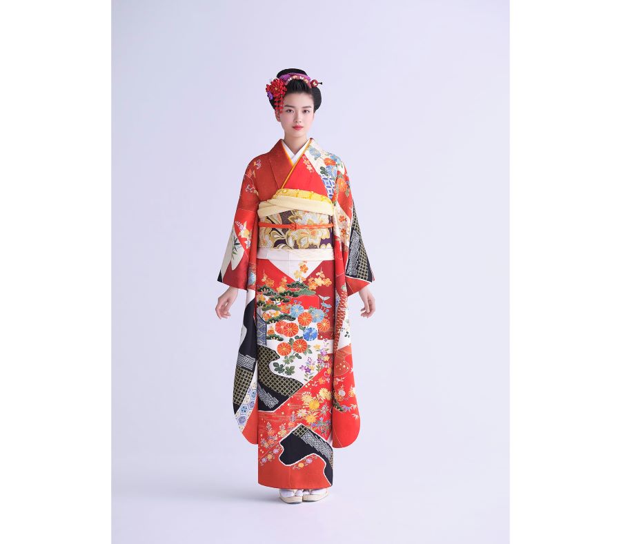 Furisode là một loại trang phục truyền thống của người Nhật