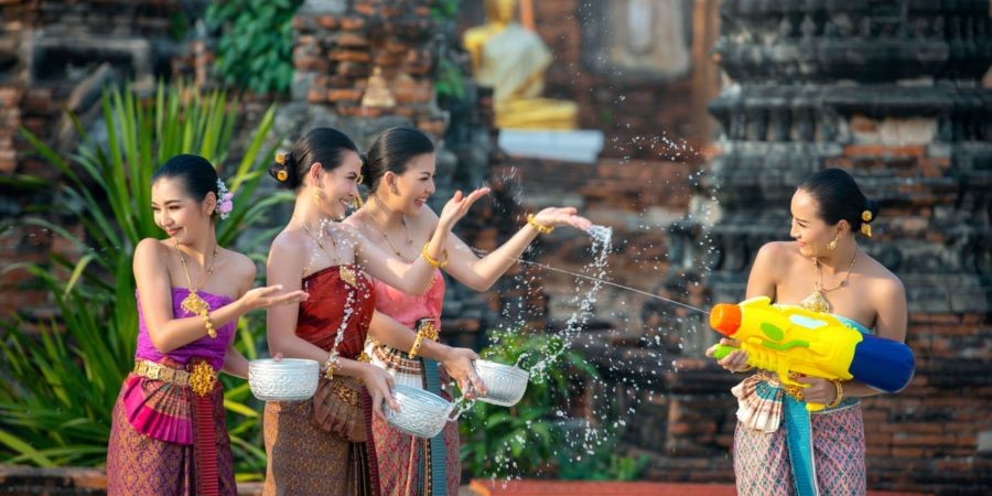 Songkran là một nghi lễ đón mừng năm mới của người Thái