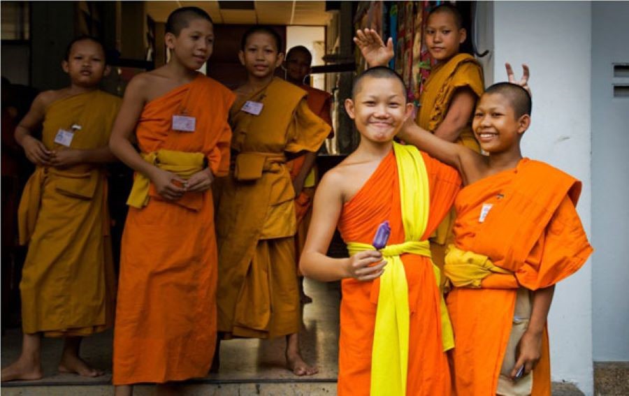 Tại Thái Lan, du khách không nên xoa đầu người khác