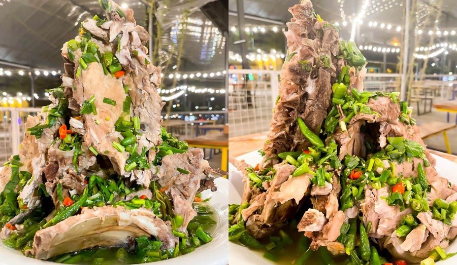 Sẽ thật thiếu sót nếu như bạn bỏ qua món Sườn cay khổng lồ Laeng Saeb tại Thái