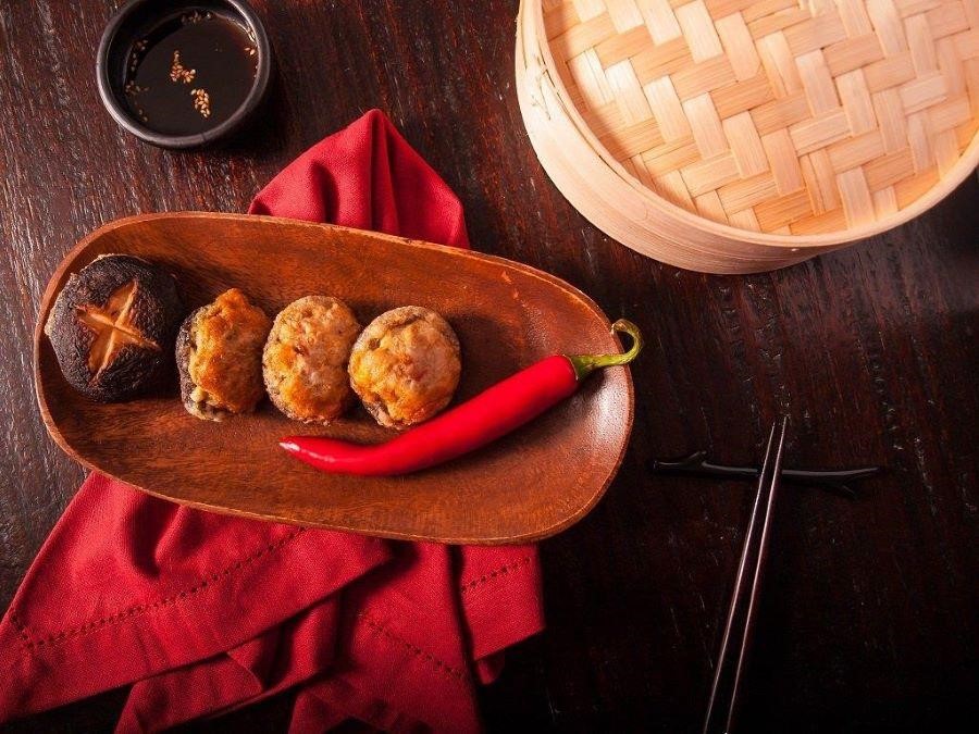 Pyogo Beoseot Jeon một món ăn không thể thiếu trong ngày Tết của người Hàn