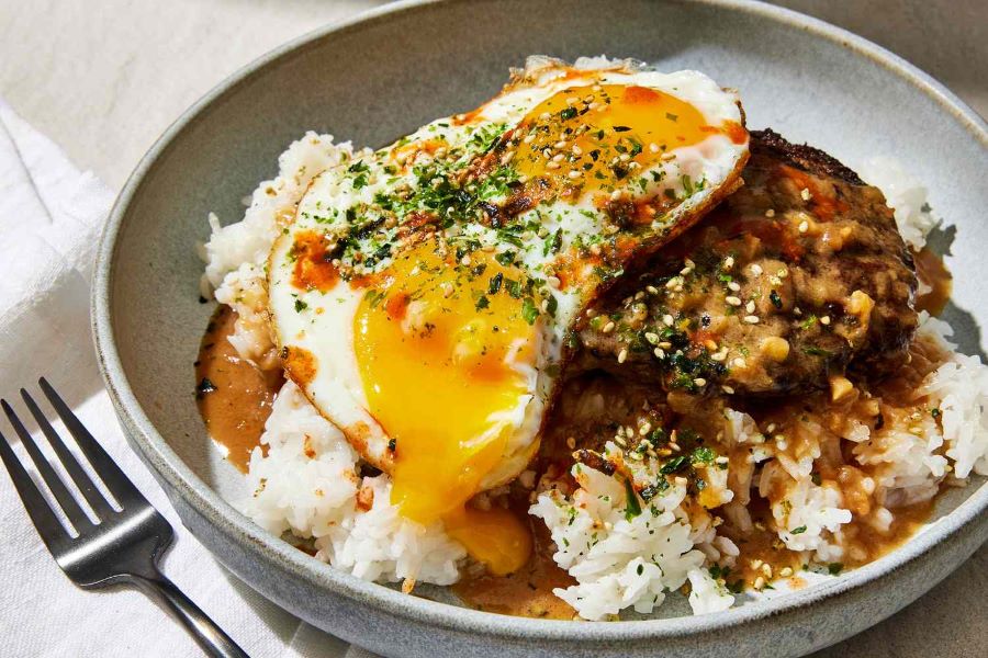 Loco Moco là một món ăn truyền thống nổi tiếng của Hawaii