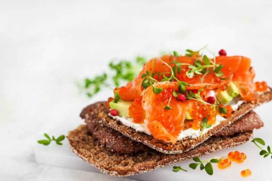 Bánh mì đen được làm từ những loại nguyên liệu cực kỳ tốt cho sức khỏe