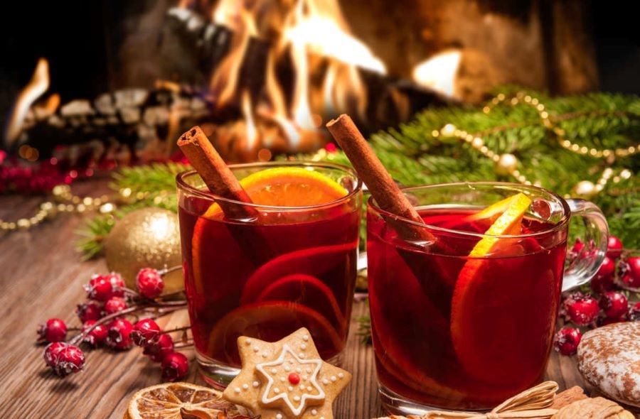 Rượu Glögi với vị ngọt ngào pha lẫn vị chua dịu thanh đầy kích thích