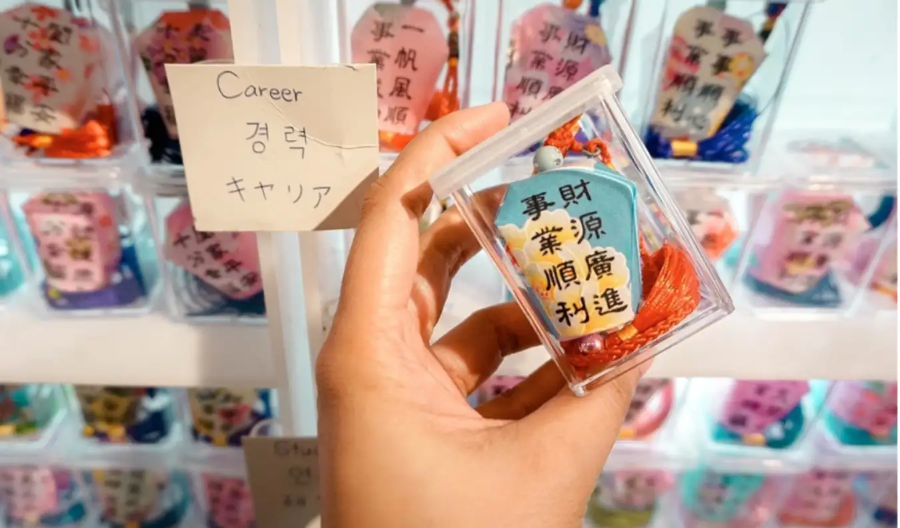 Quà lưu niệm cũng là một trong những món đặc sản Cao Hùng có thể mang về làm quà cho những người thân yêu của mình