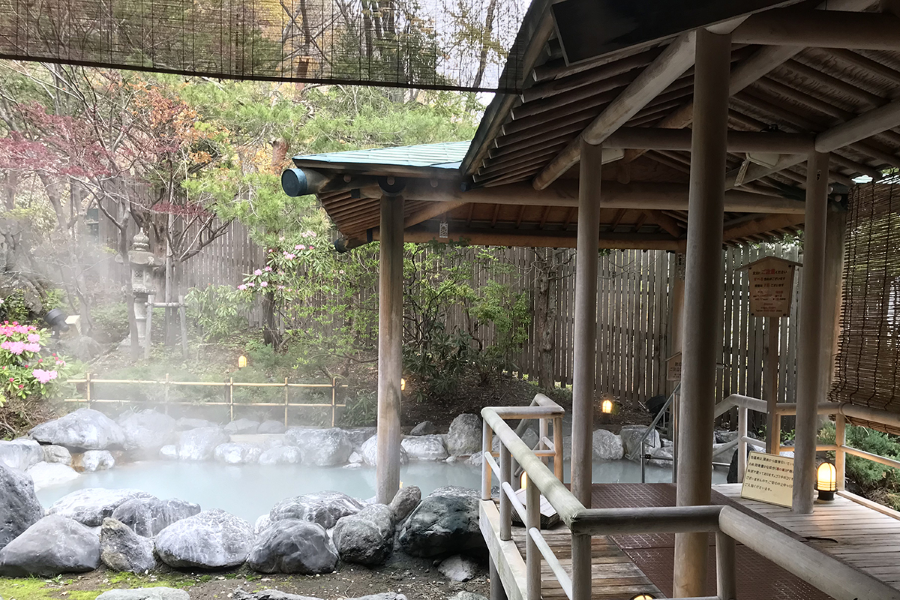 Noboribetsu Onsen là một trong những khu vực suối nước nóng nổi tiếng nhất tại Nhật Bản